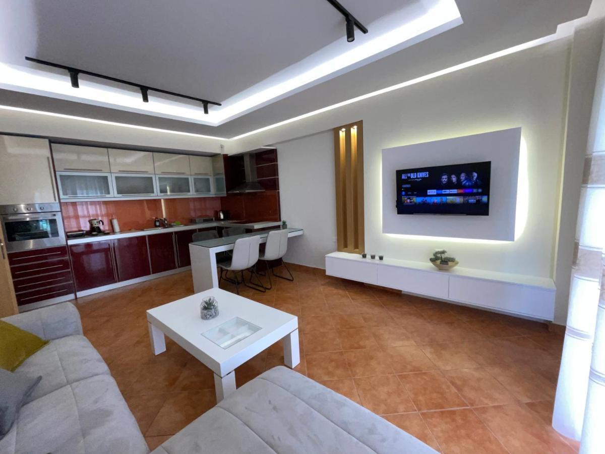 Saranda Central Apartment Bagian luar foto